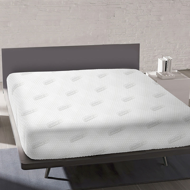 Coprimaterasso con fibra d’argento, antiodore e antimicotico